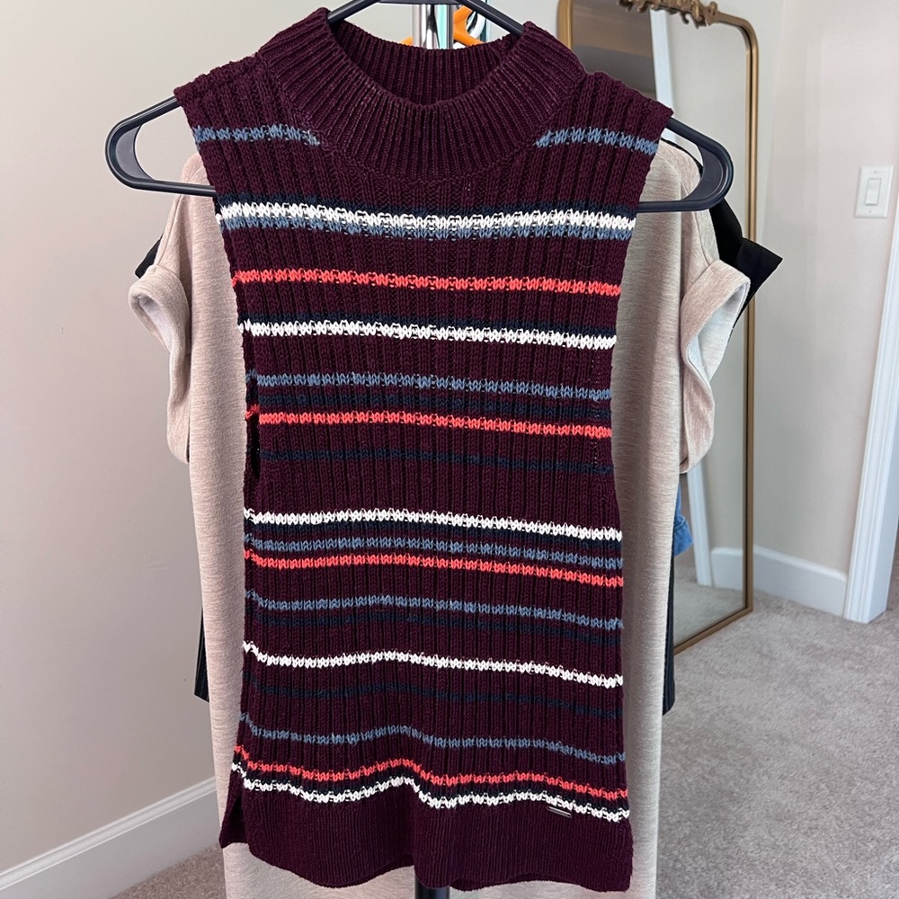 Abercrombie & Fitch Purple and Red Cowl Neck Sweater